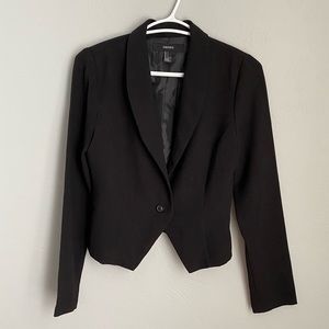 FOREVER 21 Black Cropped Blazer